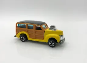 Hot Wheels '40 Yellow Woodie (1990)