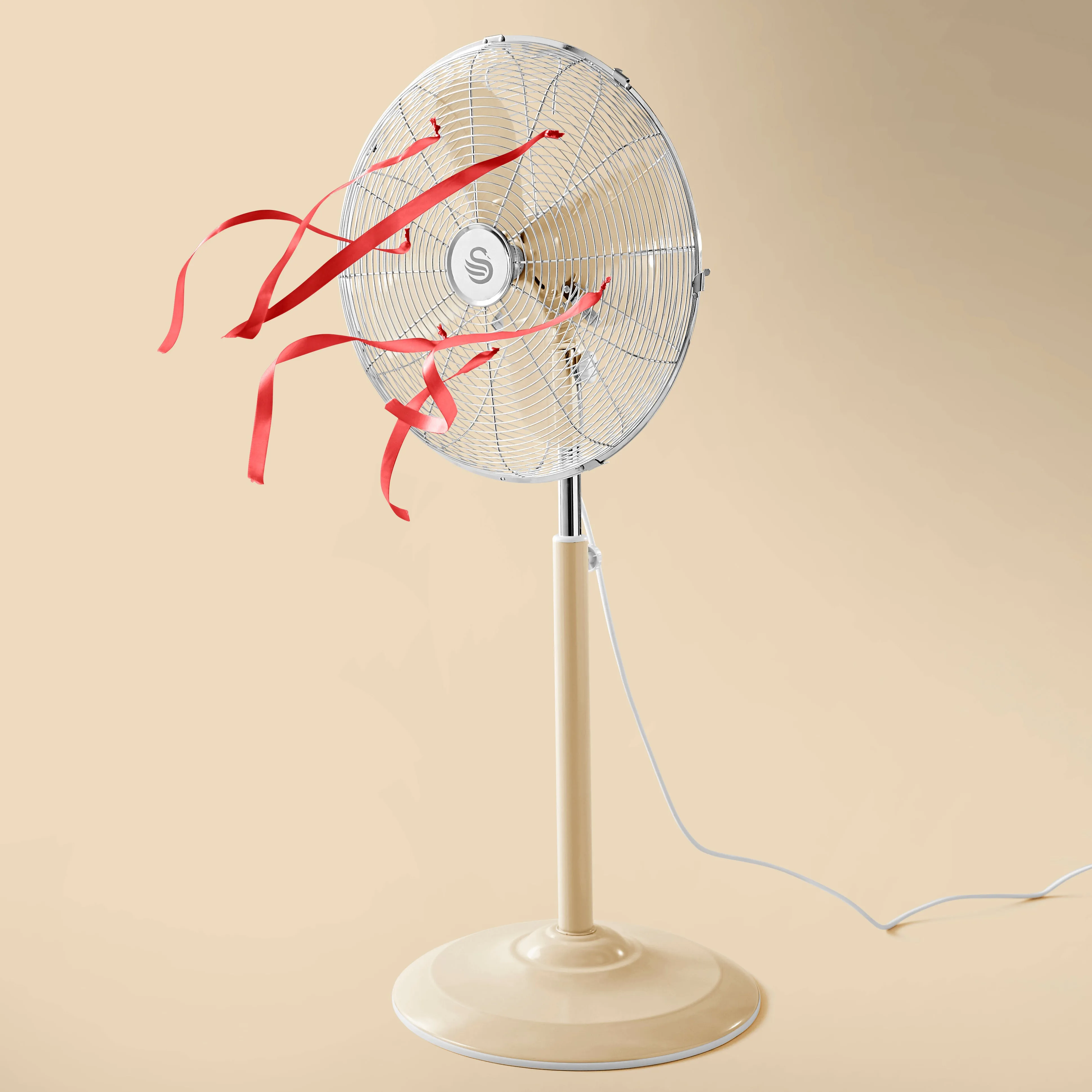 Swan Retro 16 Inch Stand Fan